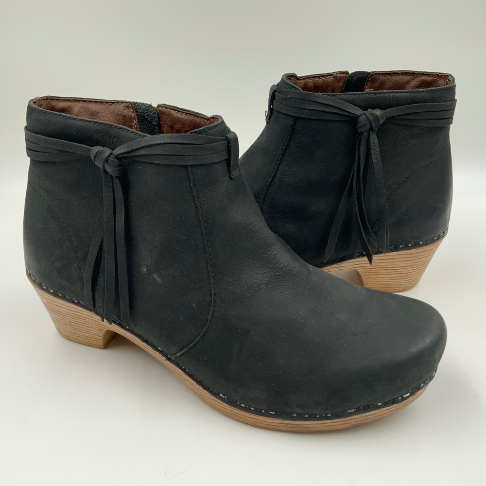 Dansko Maria Black Nubuck Leather Fringe Tassel Ankle Boots Clogs Size 40
